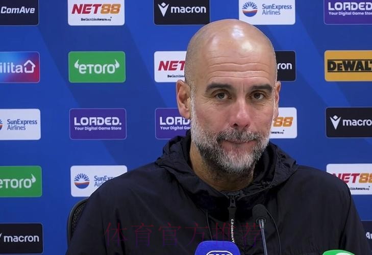 瓜帅:我要求在禁区外进攻 福登对我换下他很不满 瓜帅:我要求在禁区外进攻 福登对我换下他很不满